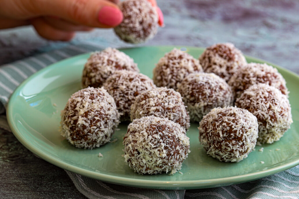 Peppermint Bliss Balls Thermomix