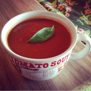 skinnymixer’s No Fat Tomato Soup