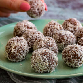 Peppermint Bliss Balls Thermomix