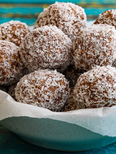 Raw Spiced Rum Balls Thermomix