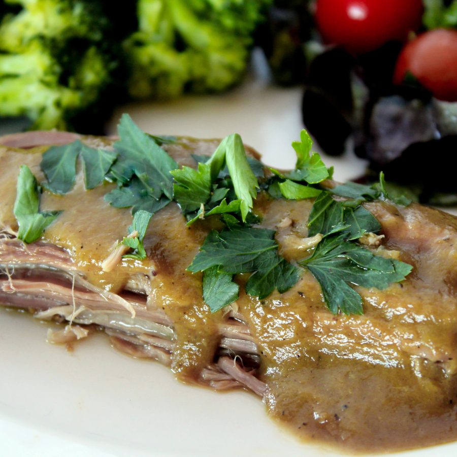 skinnymixer's Herbed Roast Beef with Peppercorn Jus Skinnymixers