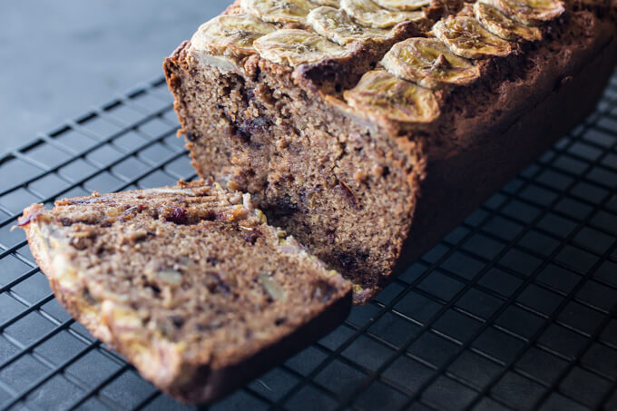 Skinnymixer’s Banana, Walnut & Date Loaf