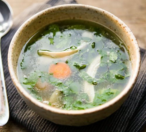 https://skinnymixers.com.au/wp-content/uploads/2016/05/skinnymixers-Chicken-Vegetable-Soup-500x453.jpg