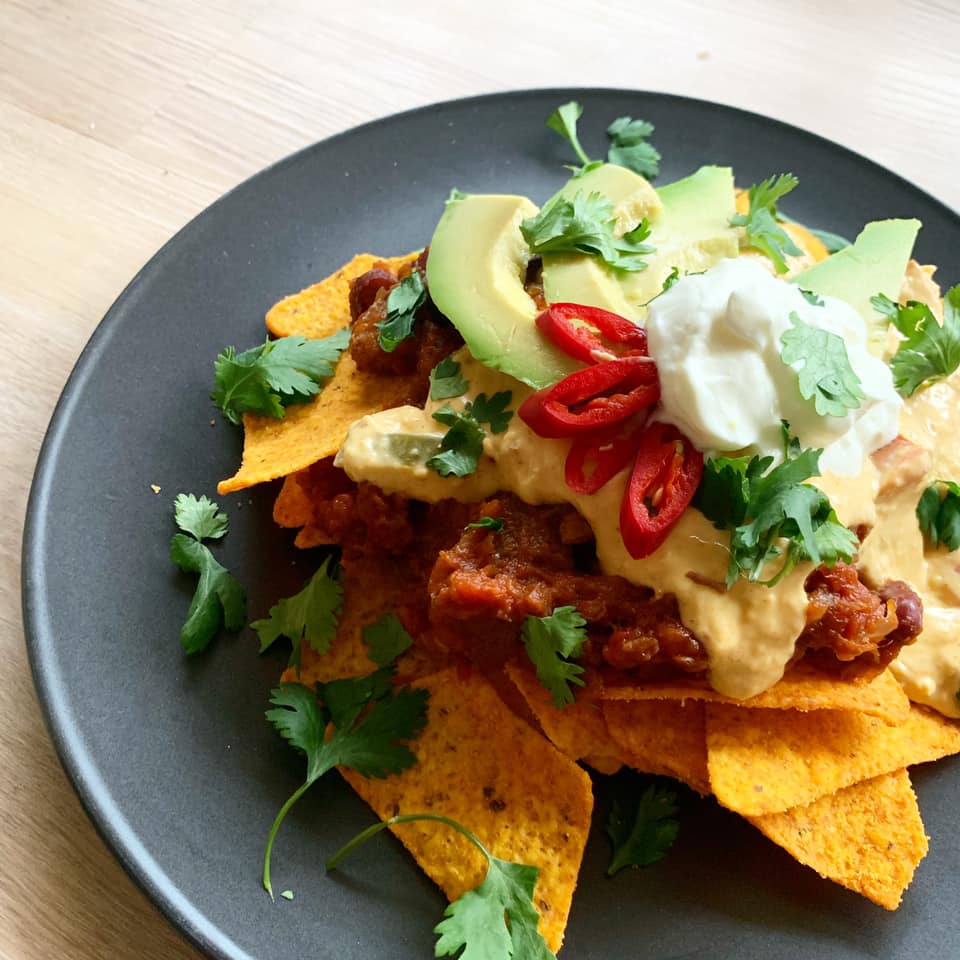 Chile Con Queso Nachos