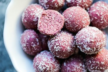 Raspberry & Coconut bliss balls Thermomix