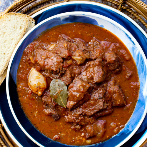 ALToG: Stifado (beef stew) - skinnymixers