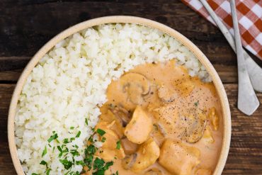 The Healthy Mix Dinners Quick Chicken Stroganoff