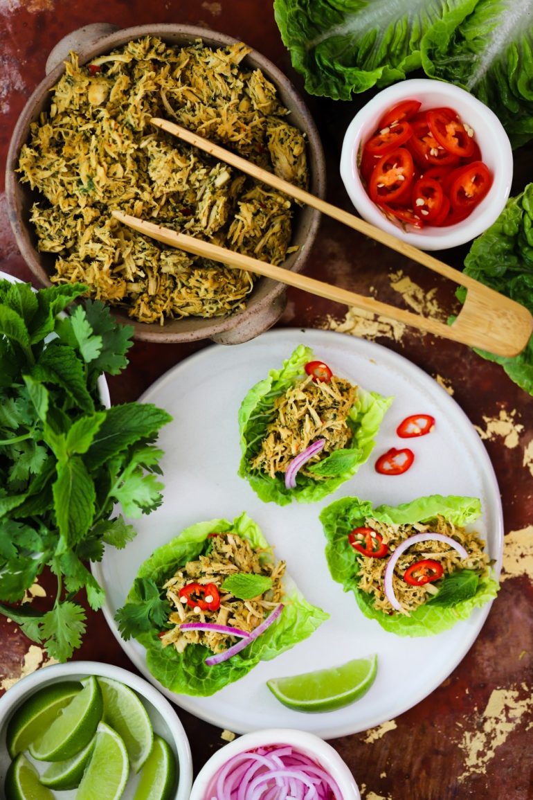 The Healthy Mix Dinners Fragrant Chicken Lettuce Cups