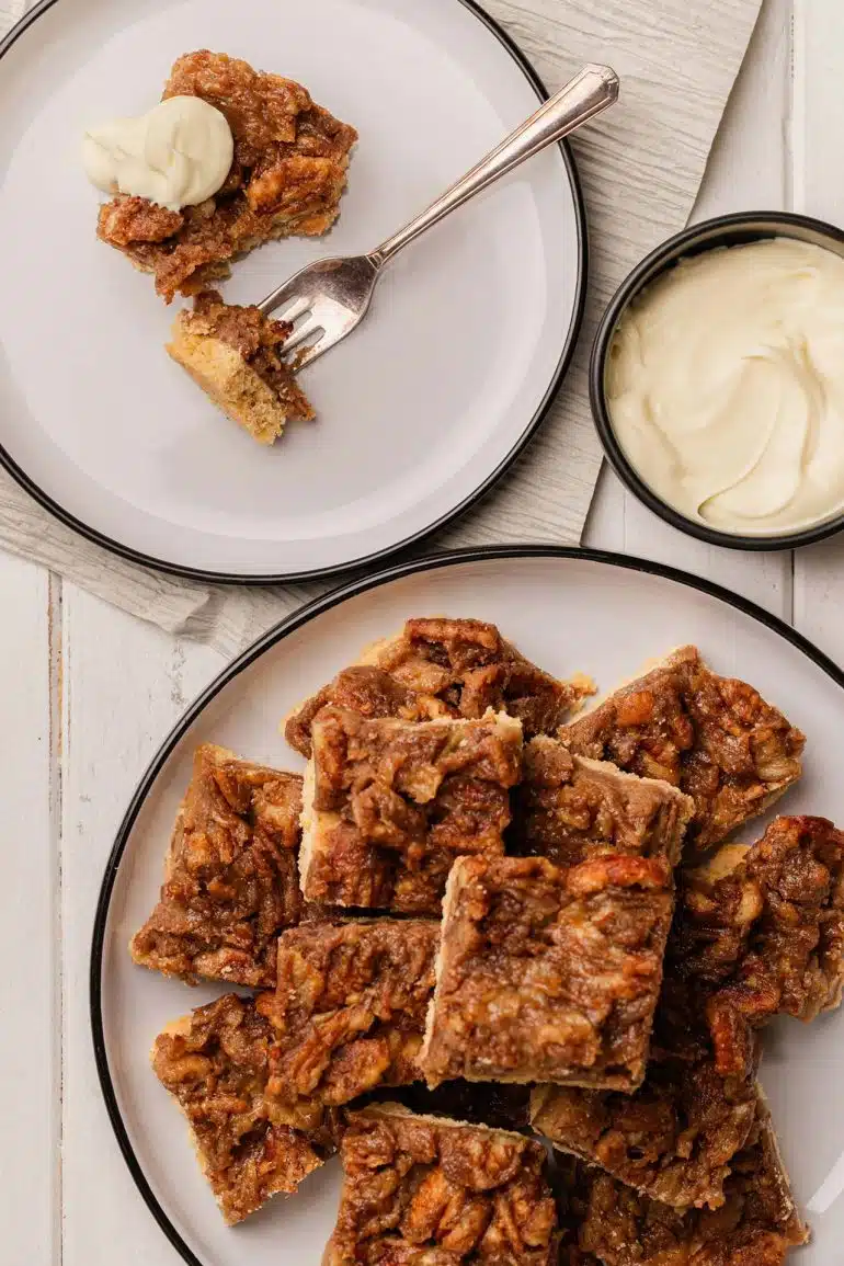 Caramel Apple Pecan Slice