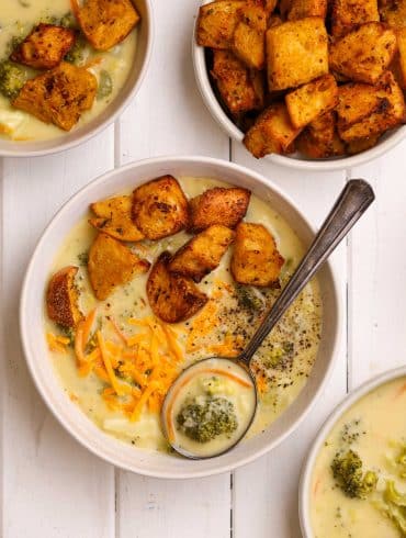 SkinnyAmerica Broccoli & Cheddar Soup