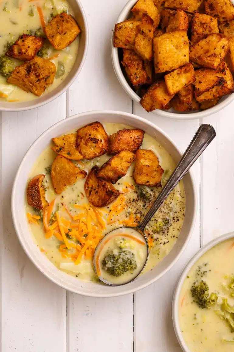 SkinnyAmerica Broccoli & Cheddar Soup