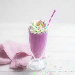 Skinnymixers Grimberry Shake