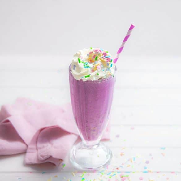 Skinnymixers Grimberry Shake