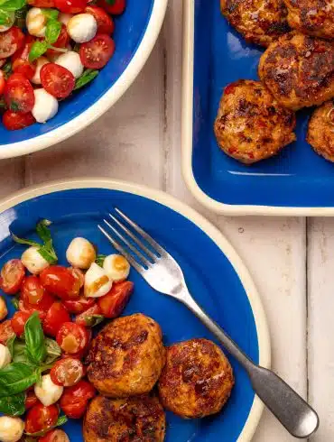 Skinnymixers Cacciatore Rissoles from SkinnyMediterranean.