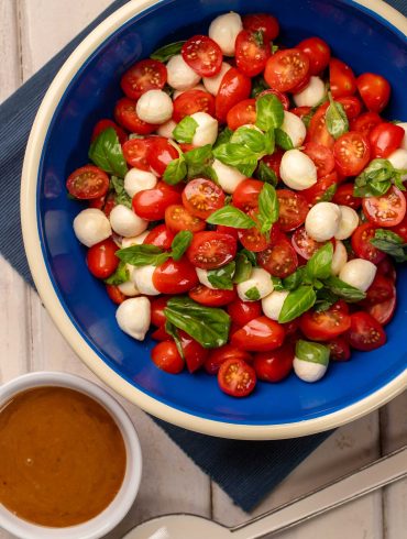 Skinnymixers Caprese Salad from SkinnyMediterranean.