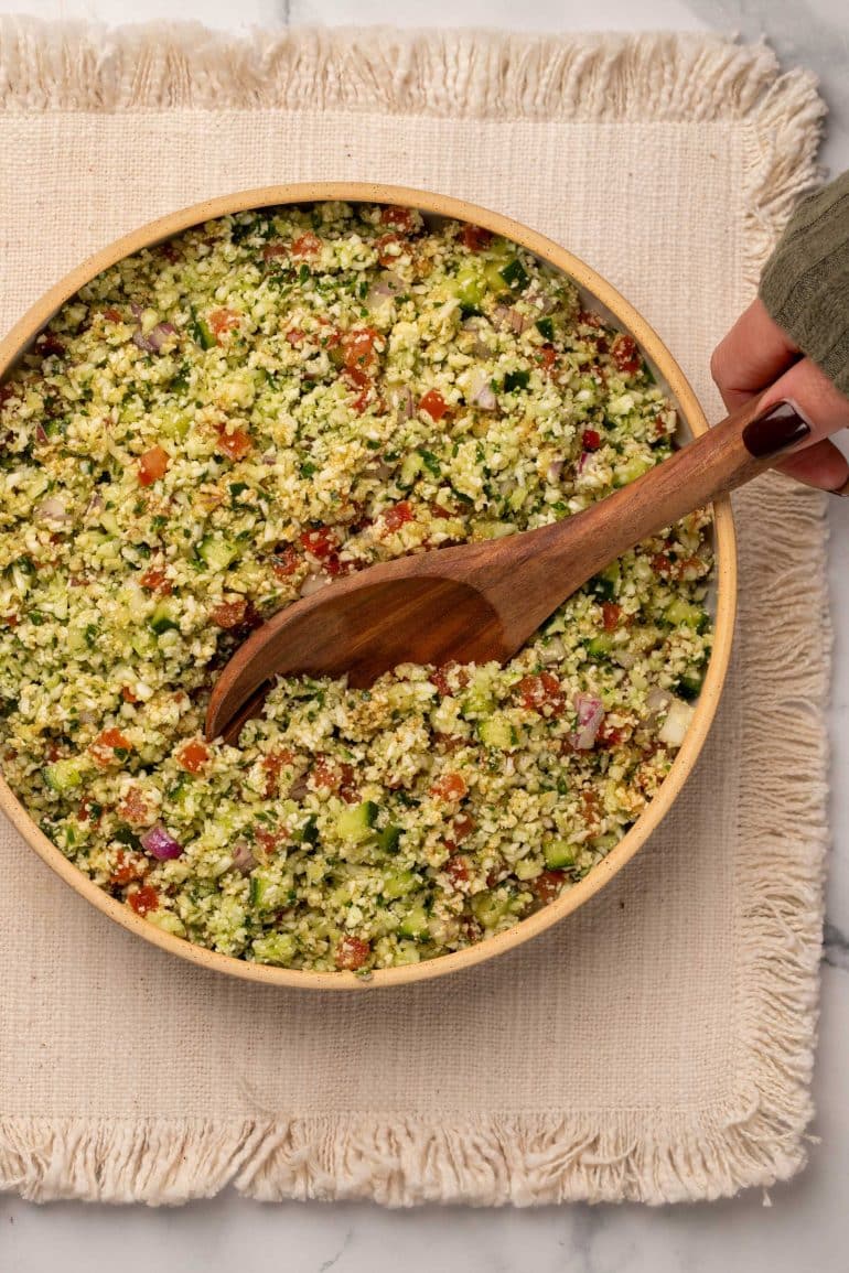 Skinnymixers Cauliflower Tabouli from SkinnyMediterranean.