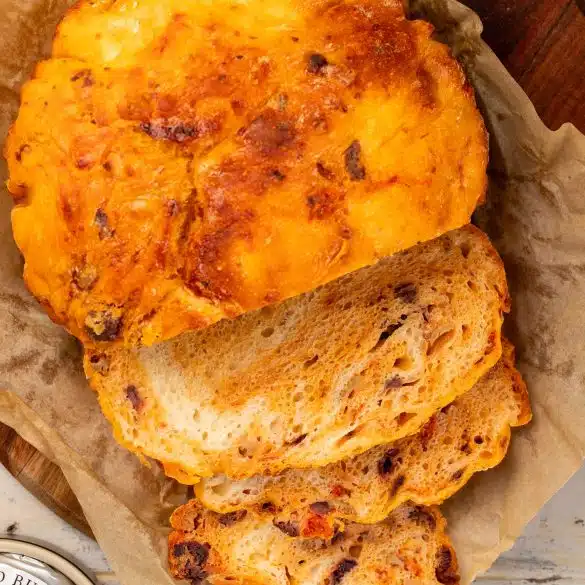 Skinnymixers Confit Artisan Bread from SkinnyMediterranean.
