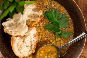 Skinnymixers Fakes Greek Lentil Soup from SkinnyMediterranean.