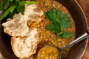 Skinnymixers Fakes Greek Lentil Soup from SkinnyMediterranean.