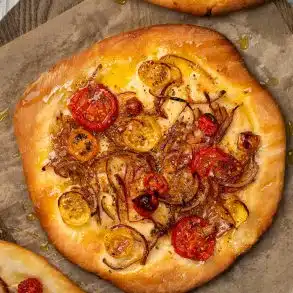 Skinnymixers Ladenia Greek Flatbread from SkinnyMediterranean.
