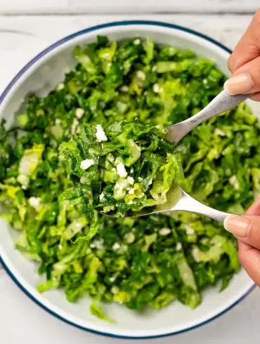 Skinnymixers Maroulosalata (Greek Lettuce Salad) from SkinnyMediterranean.