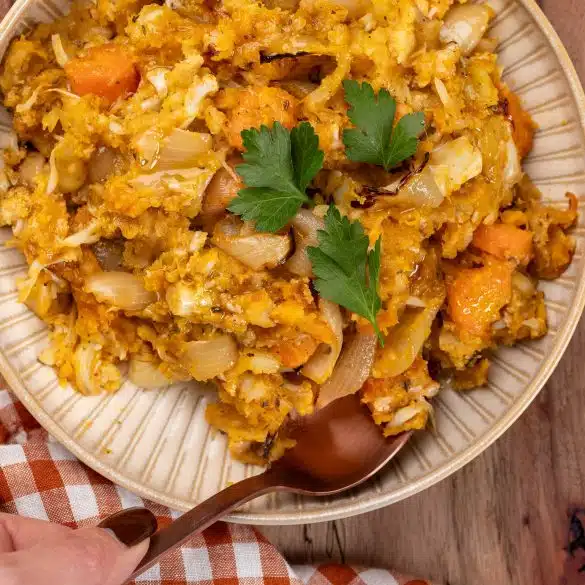 Skinnymixers Roasted Vegetable Mash (2 Ways) from SkinnyMediterranean.