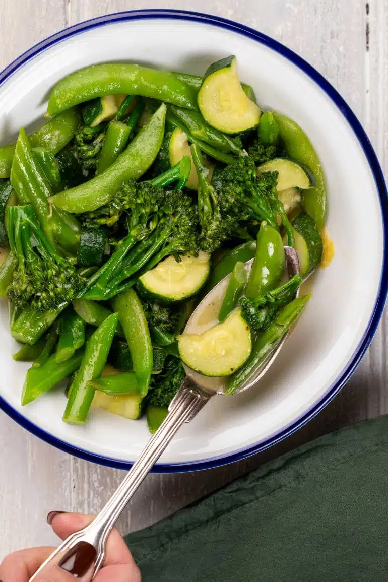 Skinnymixers Seasonal Greens from SkinnyMediterranean.