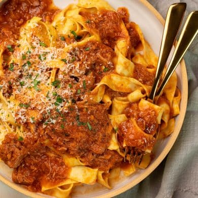 Skinnymixers Slow Cooked Lamb Ragu from SkinnyMediterranean.