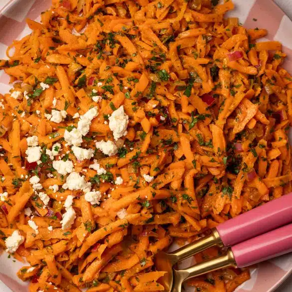 Skinnymixers Spiced Carrot Salad from SkinnyMediterranean.