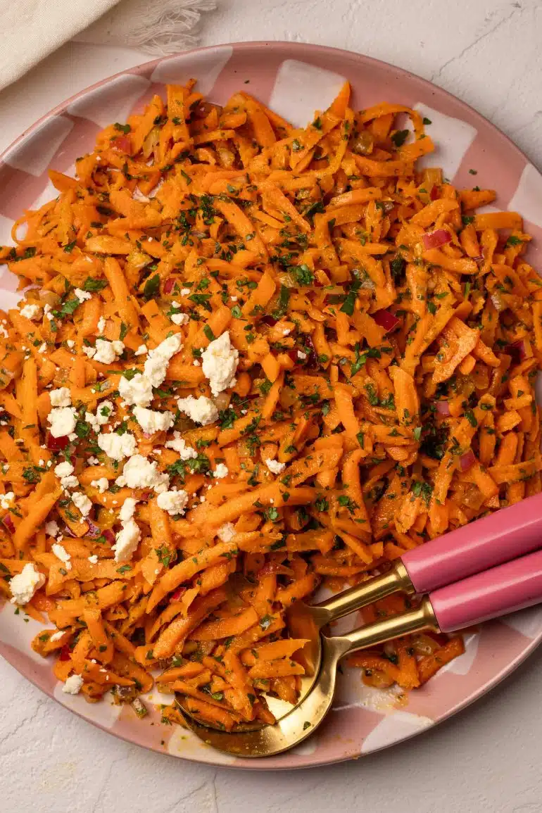 Skinnymixers Spiced Carrot Salad from SkinnyMediterranean.