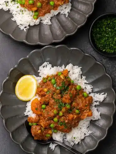 Slow Cooked Bazella (Lebanese Pea Stew)